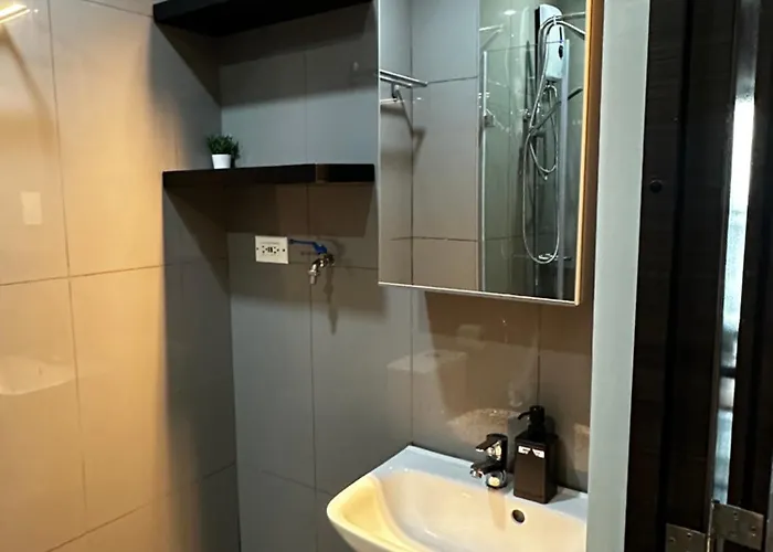 Apartment Air Residences With 500mbps Wifi *